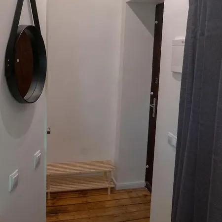 New - Studio With Bathroom & Kitchen Daire *
