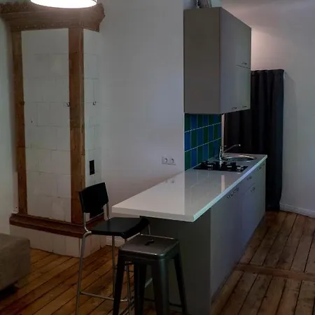 New - Studio With Bathroom & Kitchen Daire *