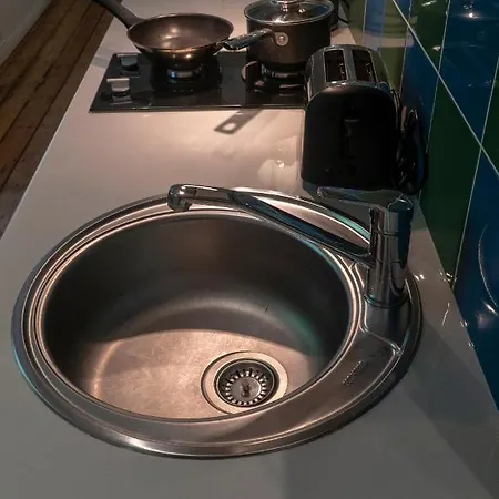 Daire New - Studio With Bathroom & Kitchen